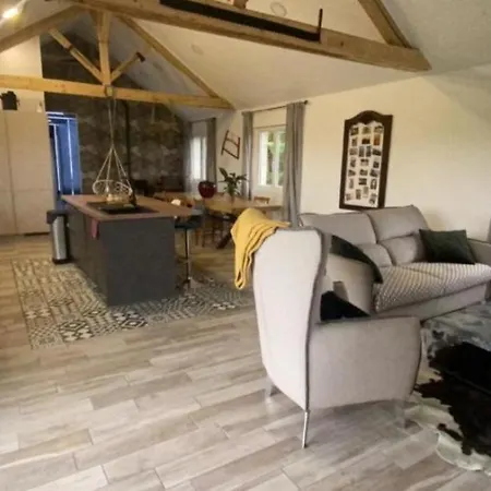 Audrey Saligny-sur-Roudon